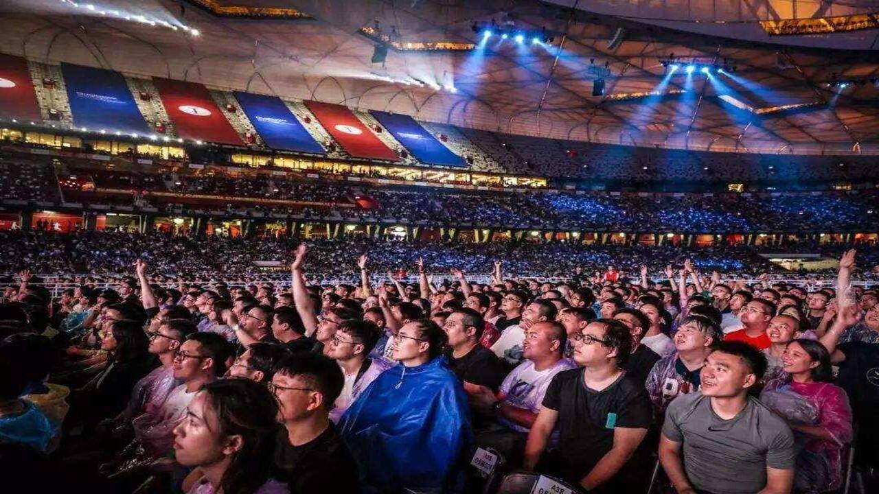 广告人干货库 从罗永浩身上,我们能学到的营销策略-广告人干货库
