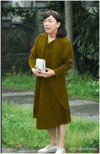 一句“淡黄的长裙，蓬松的头发”，凭啥成了刷屏爆款？-广告人干货库