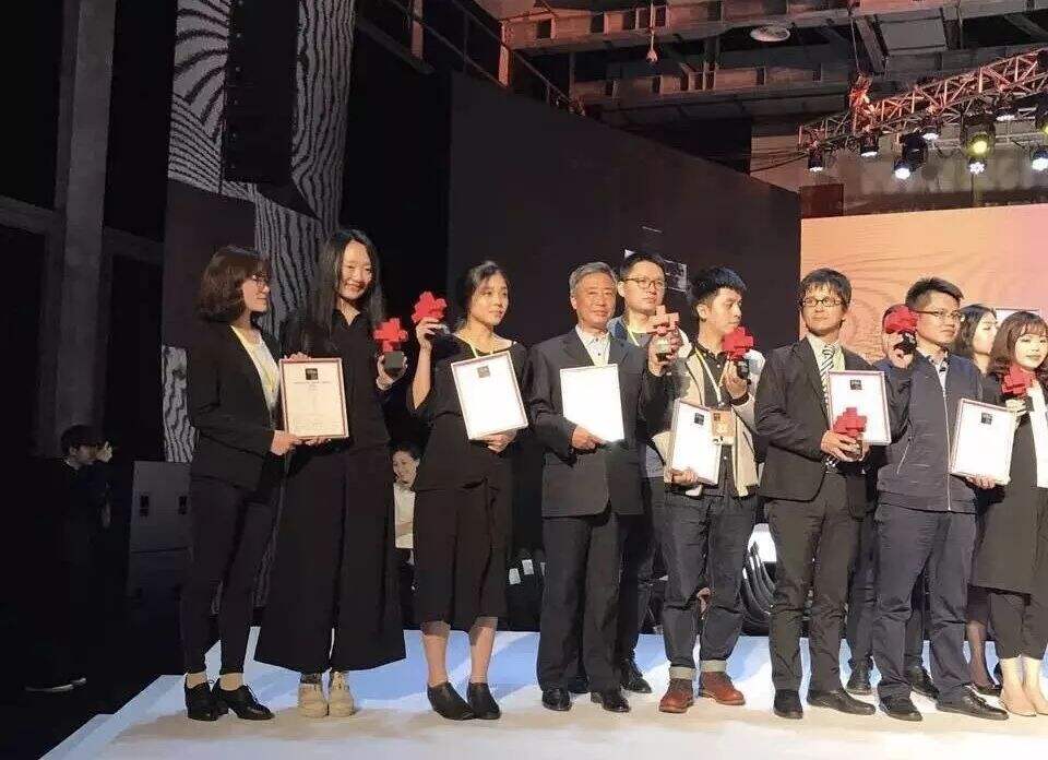 广告人干货库 年薪百万的总监不干,他从0开始做木工,拿到千万风投、十一座大奖!-广告人干货库