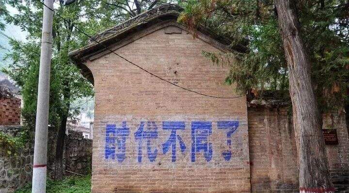 方案库 这些文案霸气又治愈,每一句都撞进我心里-广告人干货库