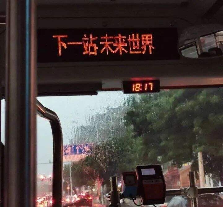 方案库 这些文案霸气又治愈,每一句都撞进我心里-广告人干货库
