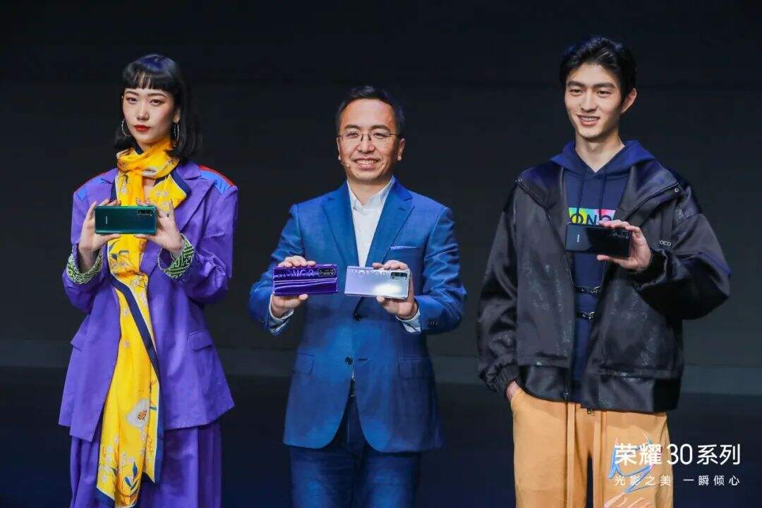 方案库 如何办一场名利双收的跨界发布会-广告人干货库