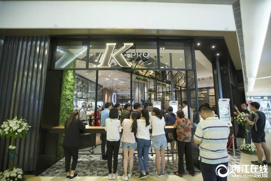 Louis Vuitton x NBA最新联名系列发布，肯德基新品有型鸡胸肉上线，Gucci推出男性连衣裙丨一周案例-广告人干货库