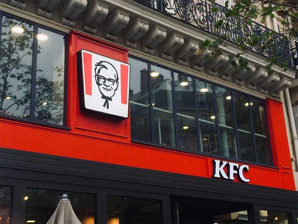 广告人干货库 肯德基把桑德士上校的胡子给“剃”了!-广告人干货库