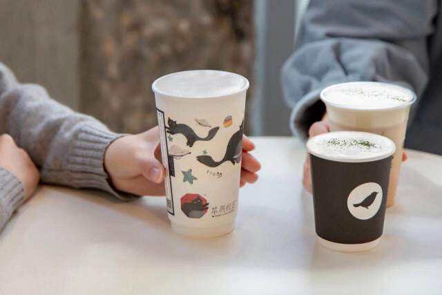 茶颜悦色邀你来长沙：恰杯咖啡嚯口茶。-广告人干货库