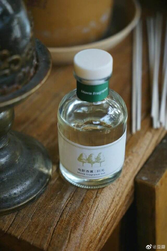 豆瓣推出「电影香薰」。-广告人干货库