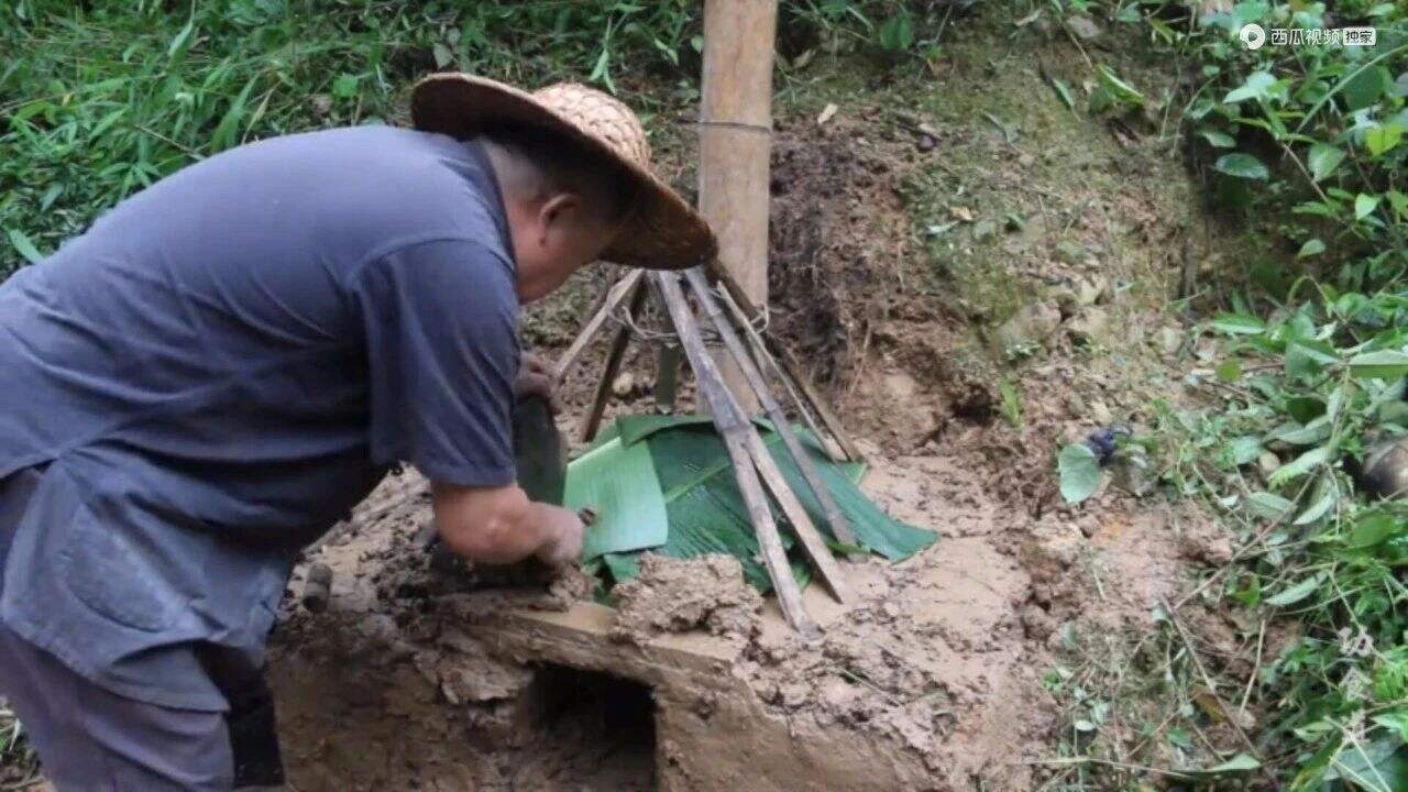 广告人干货库 继李子柒后,阿木爷爷外网走红,被称为“中国最牛设计师”-广告人干货库