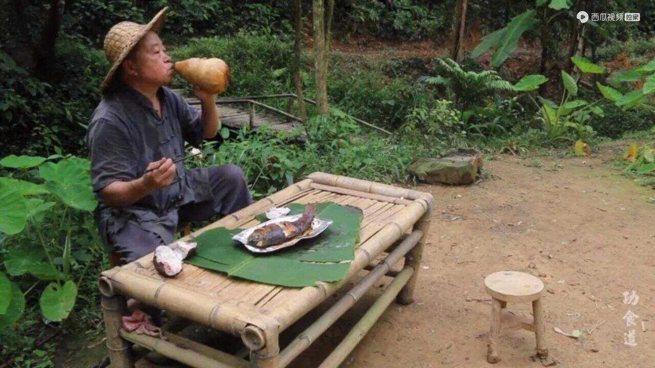 广告人干货库 继李子柒后,阿木爷爷外网走红,被称为“中国最牛设计师”-广告人干货库