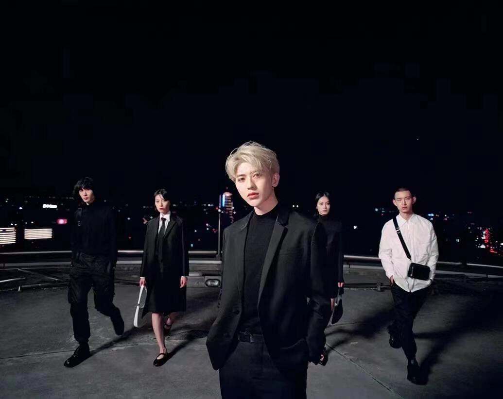 Prada 携三位代言人步入 2021 新意境-广告人干货库