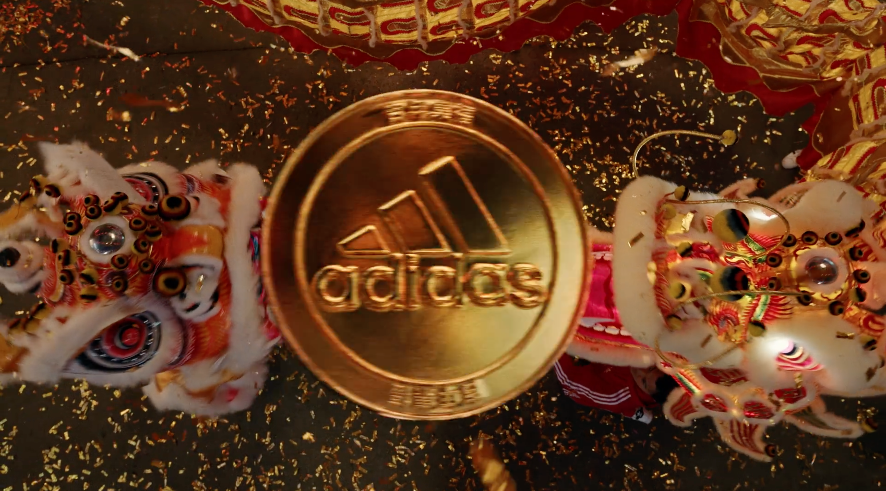 adidas 携众星祝你新年「不牛不成」-广告人干货库