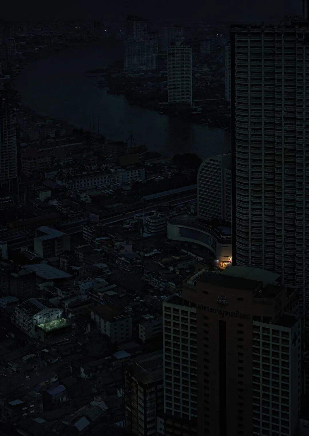 广告人干货库 从麦当劳Open late系列海报,聊什么叫大创意-广告人干货库