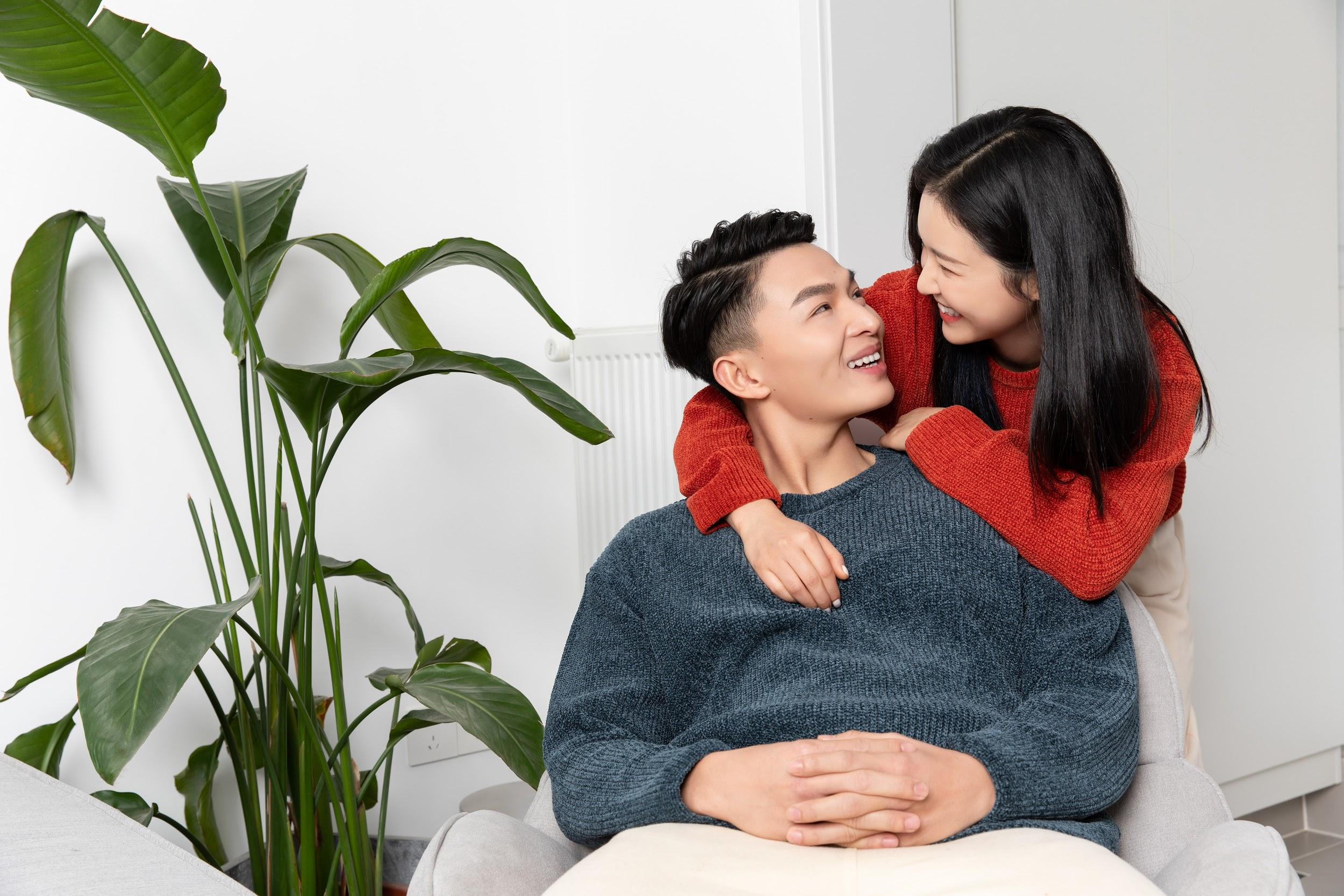 广告人干货库 爱彼迎邀你拍一张特别的全家福-广告人干货库
