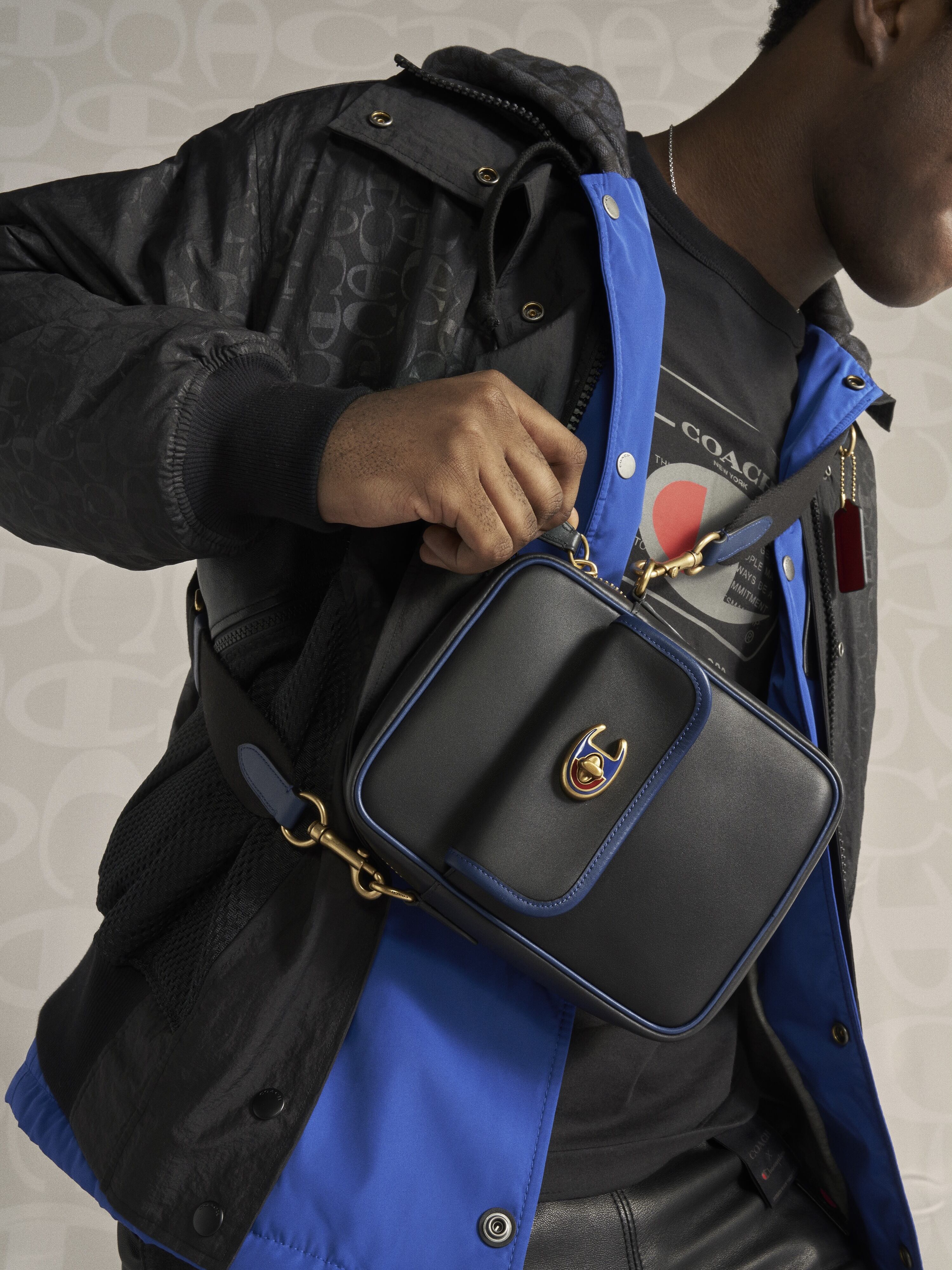 Coach × Champion 推出限量系列-广告人干货库