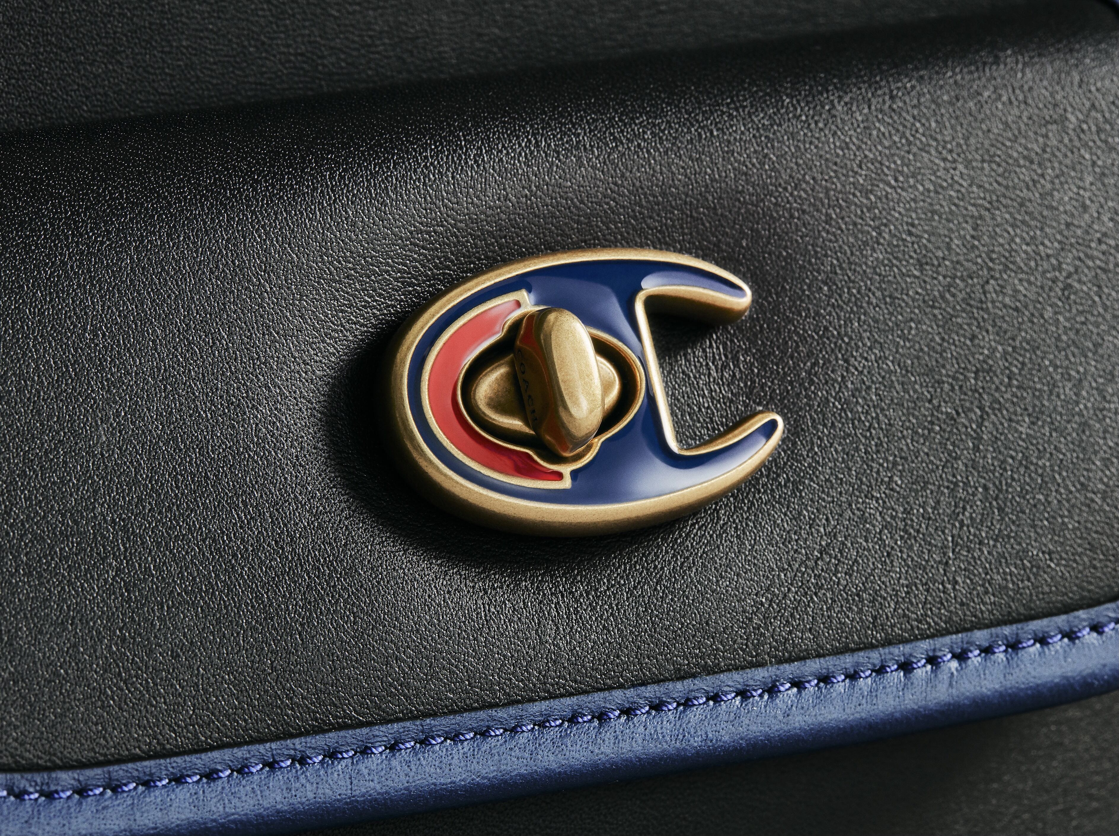 Coach × Champion 推出限量系列-广告人干货库