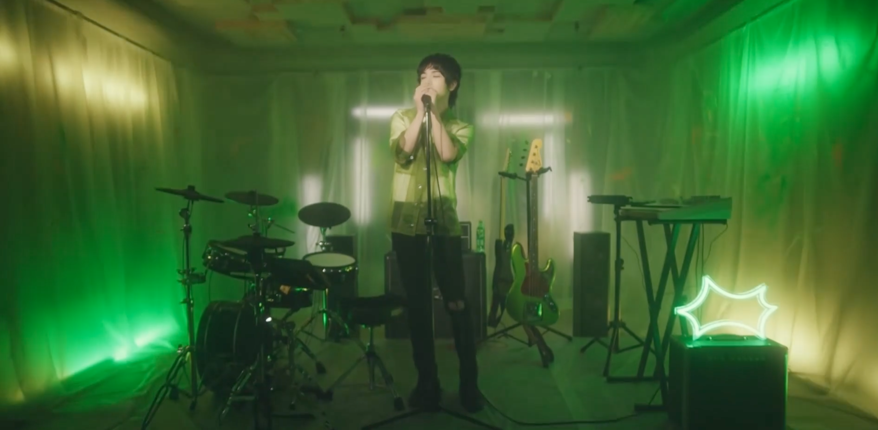 雪碧 × 华晨宇全球首发主题曲《无渴不爽》-广告人干货库