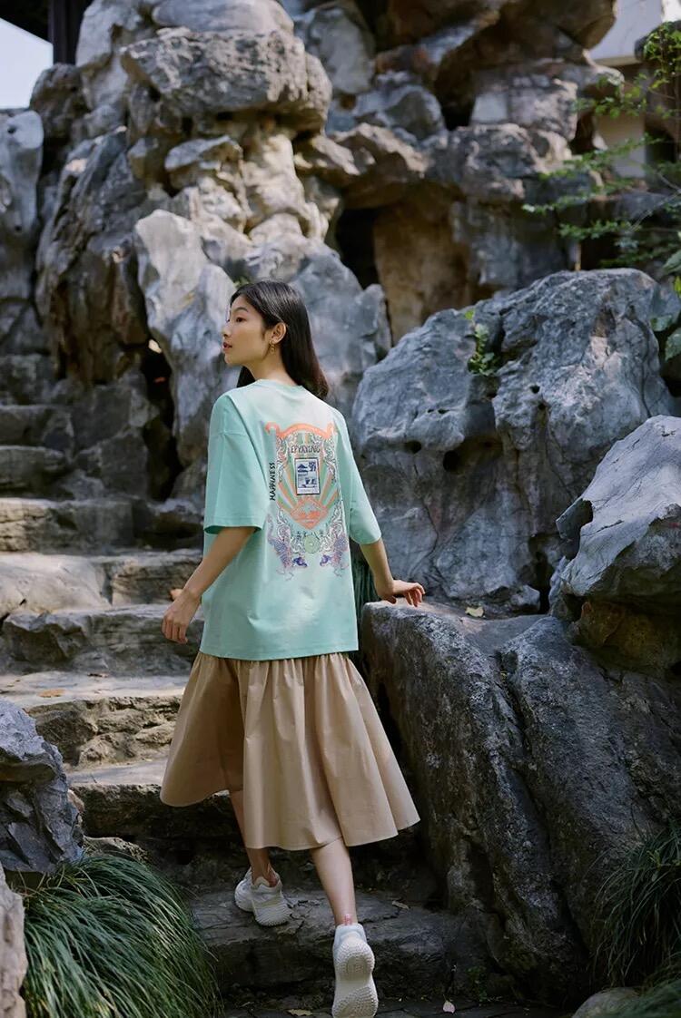 EP 雅莹把嘉禾八景画在衣服上-广告人干货库