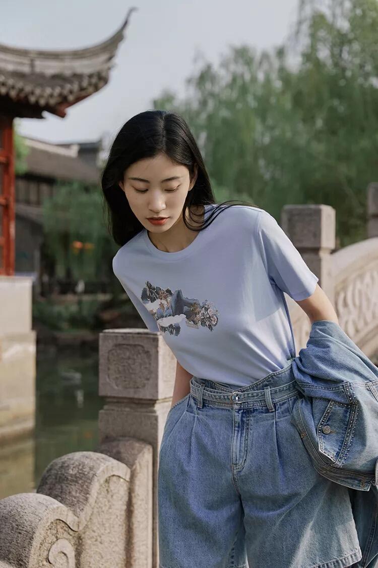 EP 雅莹把嘉禾八景画在衣服上-广告人干货库