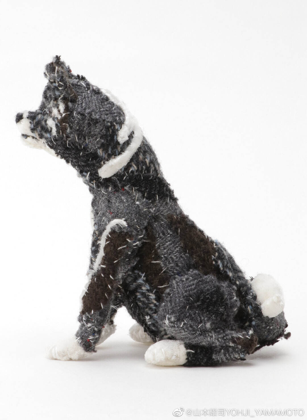 山本耀司推出爱犬同款全球限量玩偶-广告人干货库