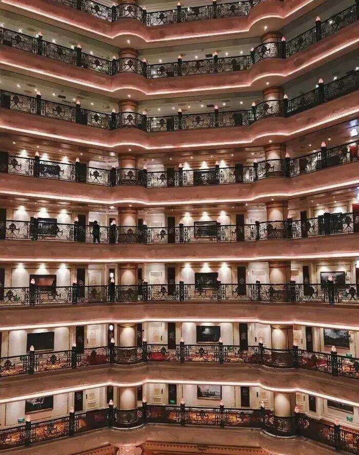 世界最大“套娃建筑”，又是什么阴间设计？-广告人干货库