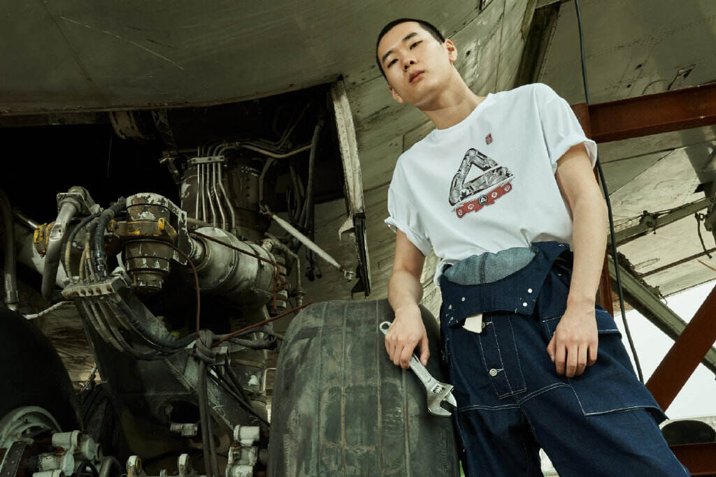 匹克推出「劳动光荣」主题服装-广告人干货库