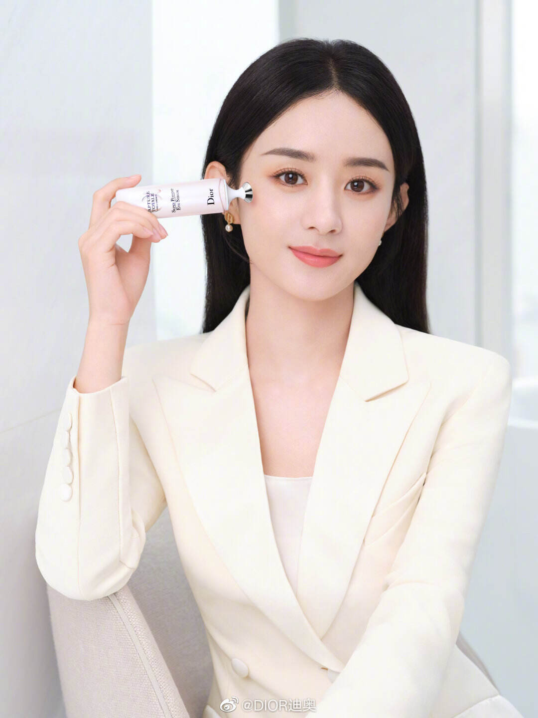 赵丽颖成为全新 DIOR 中国护肤代言人-广告人干货库