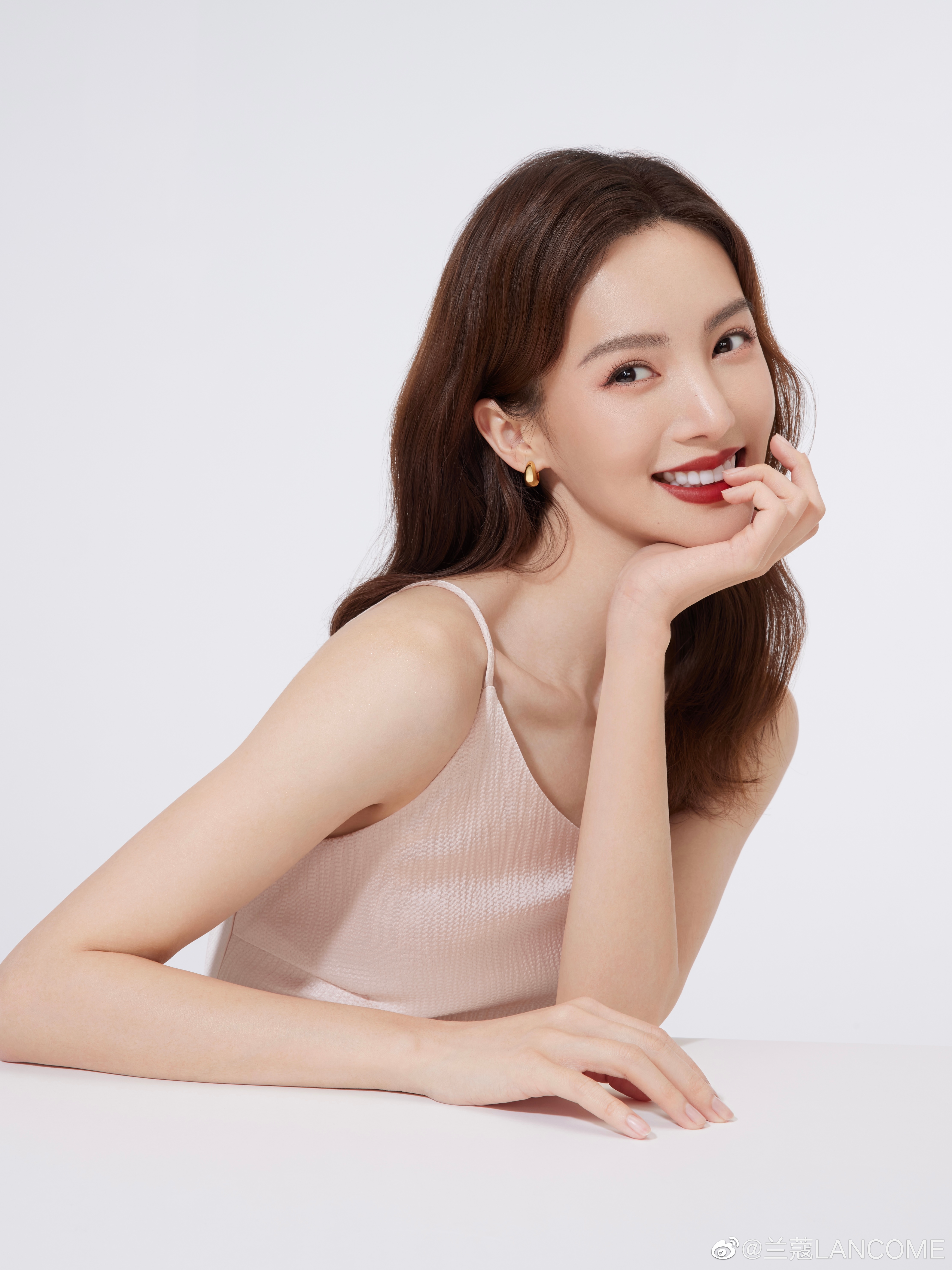 金晨成为兰蔻彩妆大使-广告人干货库