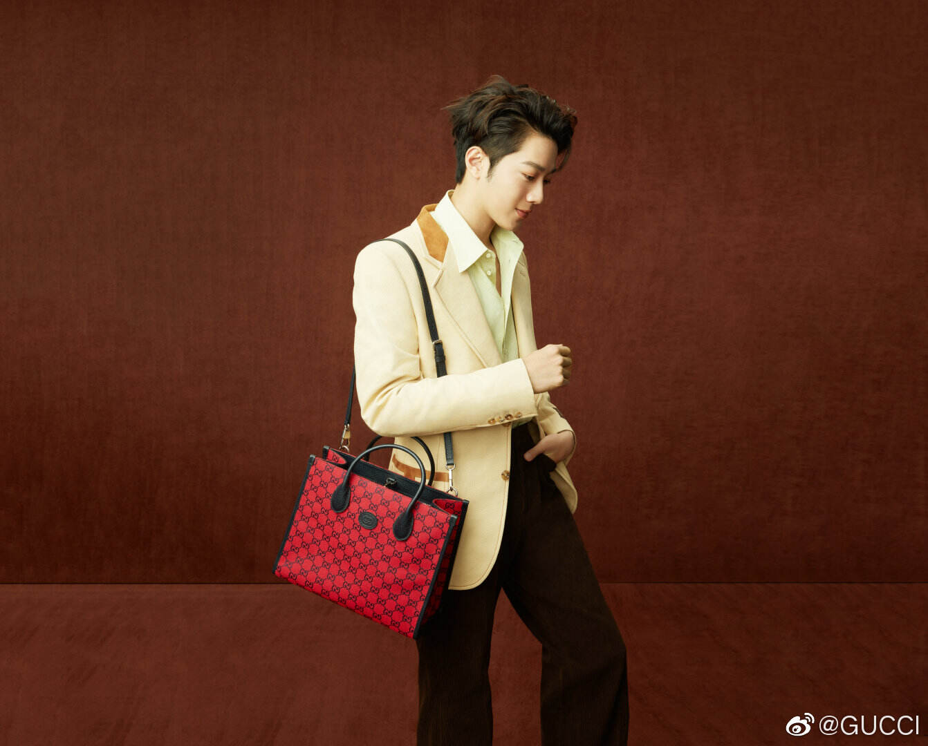 Gucci 与倪妮、鹿晗演绎 520 视觉创意片-广告人干货库