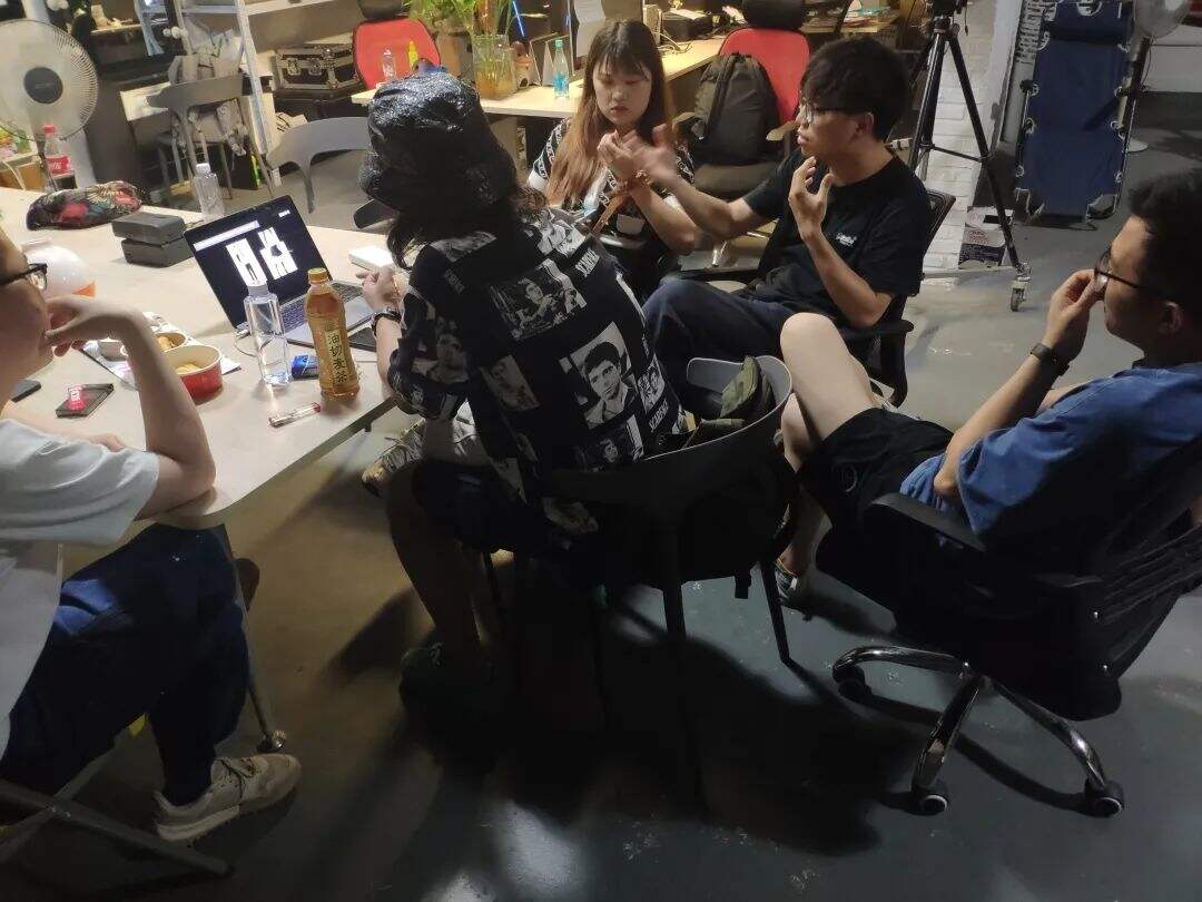 广告人干货库 小鹏汽车《吃货广播体操》:饭后来一遍,健康常相见!-广告人干货库