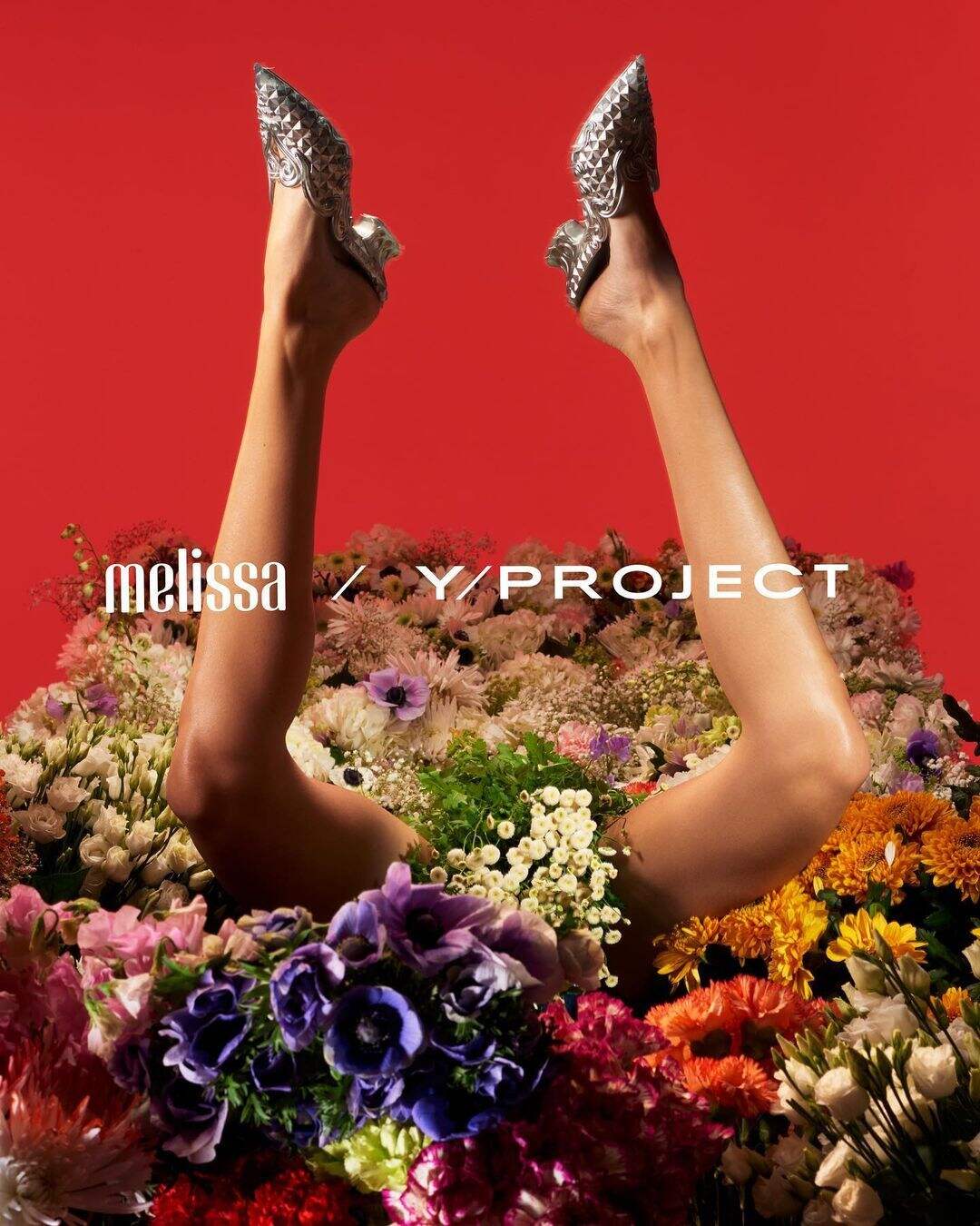 Melissa × Y/Project 推出尖头水晶鞋-广告人干货库