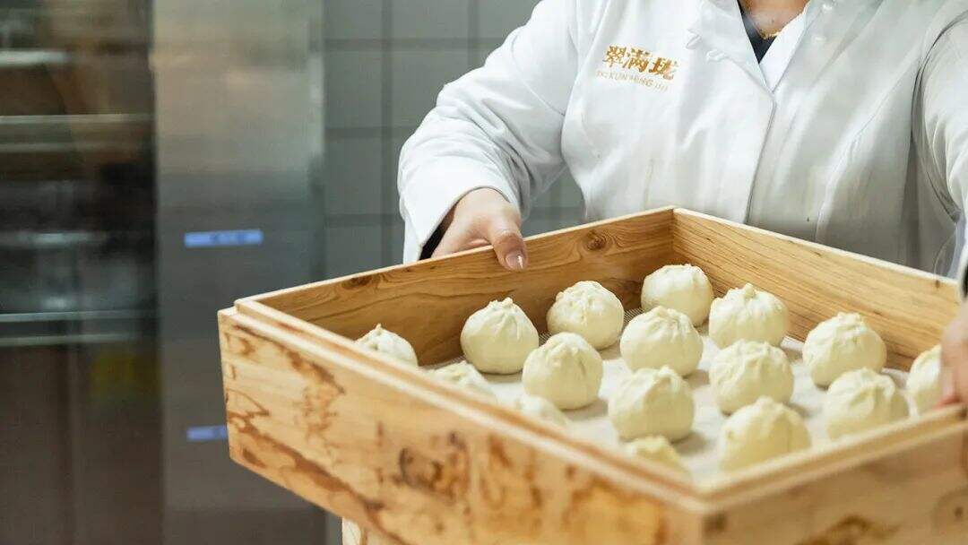 广告人干货库 云南特色老字号“破酥包”品牌升级,看传统元素如何现代化表达?-广告人干货库