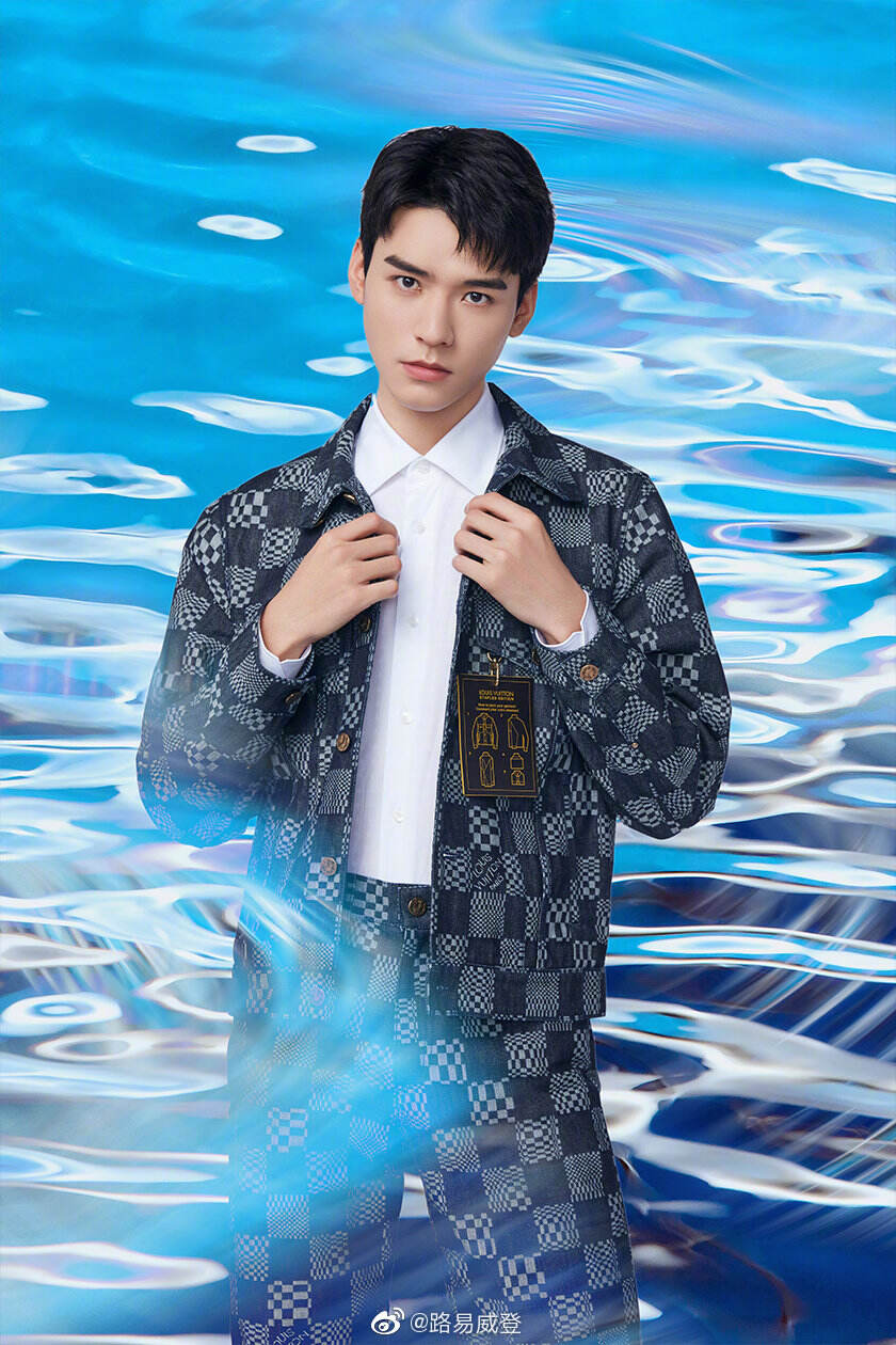 LV 春夏男装秀致意未来风尚-广告人干货库