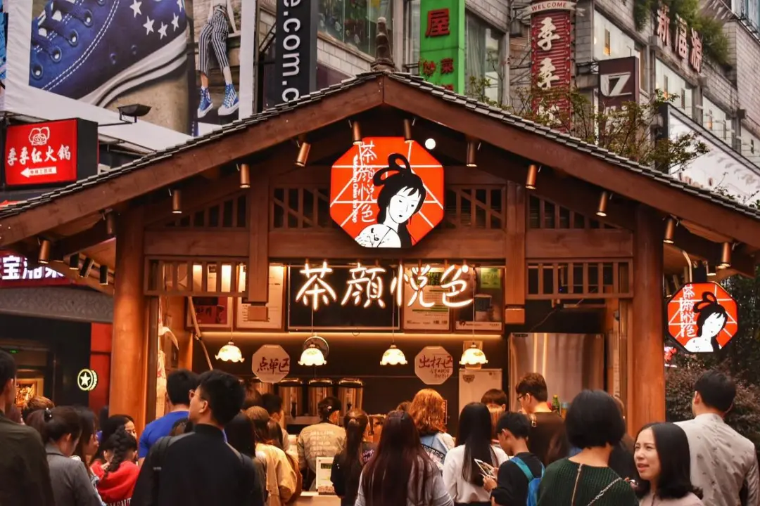 深度探访蜜雪冰城：“神曲”刷屏前，他们铺垫了一年-广告人干货库