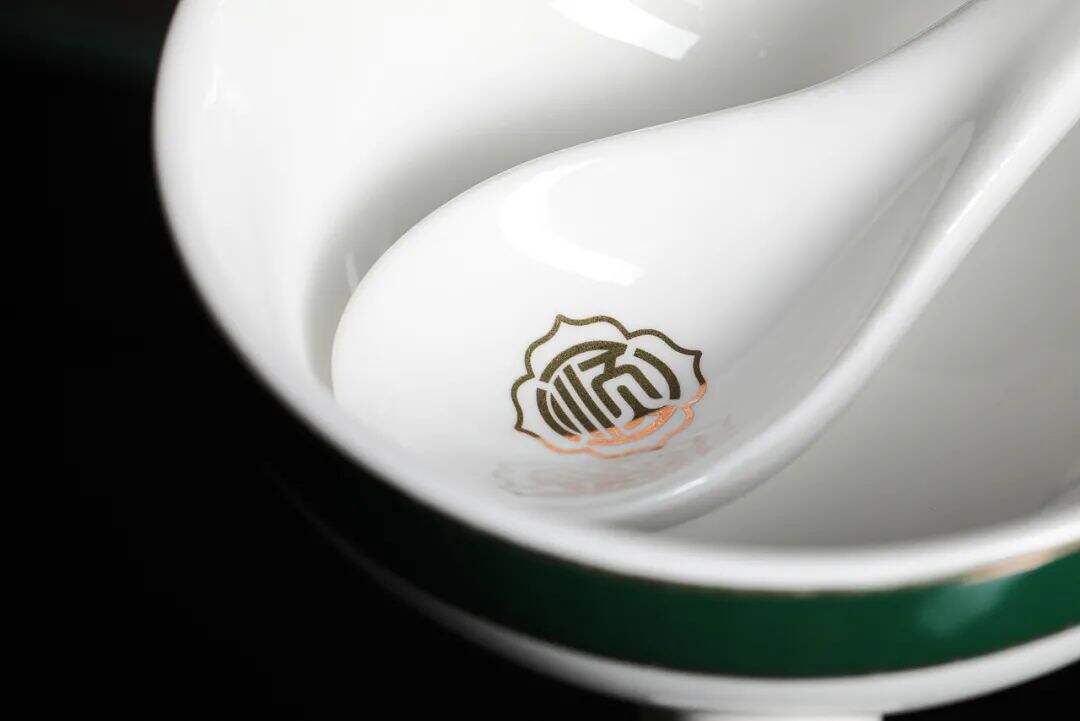 广告人干货库 温和派系的地方菜品牌设计上有哪些特点?-广告人干货库