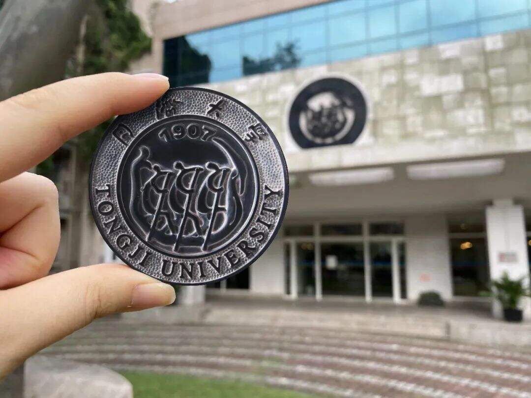 广告人干货库 神仙打架!2021年高校录取通知书颜值大比拼-广告人干货库