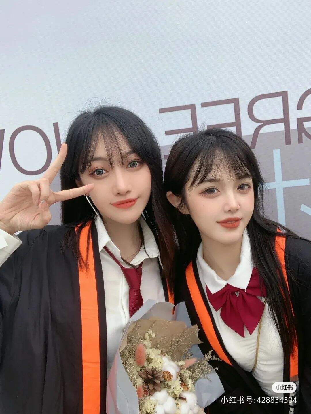 广告人干货库 九大美院“学士服”美上热搜!设计也太绝了,网友:羡慕哭了-广告人干货库