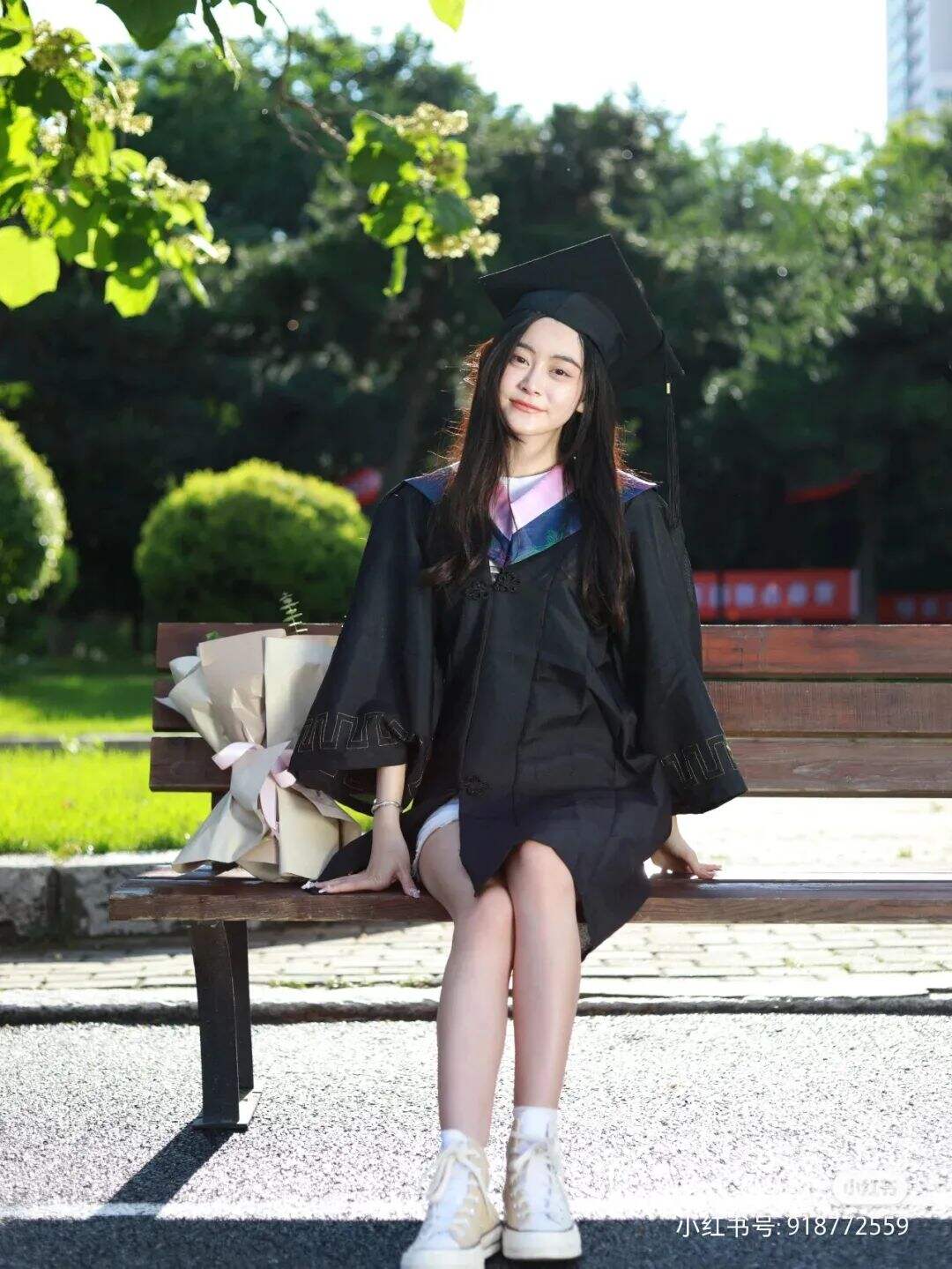 广告人干货库 九大美院“学士服”美上热搜!设计也太绝了,网友:羡慕哭了-广告人干货库