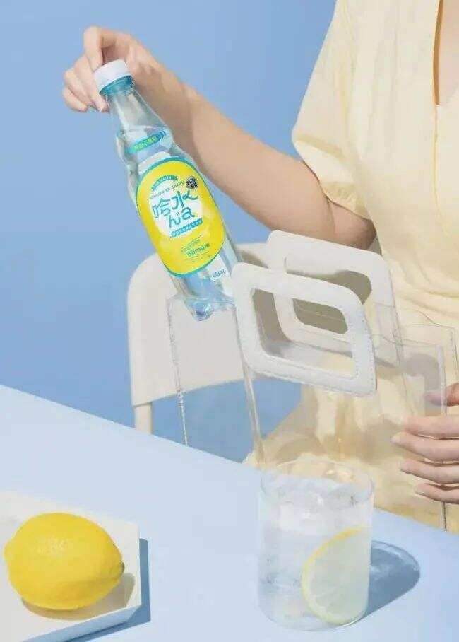 广告人干货库 元气森林、ubras、李宁为什么会受到用户欢迎?这届年轻人究竟买的是什么-广告人干货库