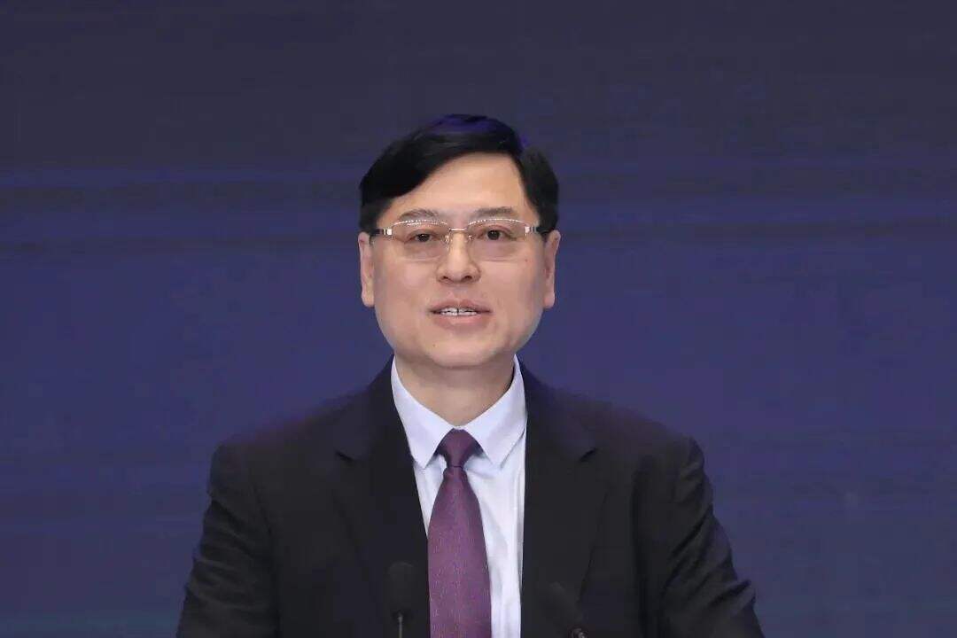 广告人干货库 干货早报:雷军辟谣;腾讯实习生私聊高管;亚朵再回应“阿里女员工事件”-广告人干货库