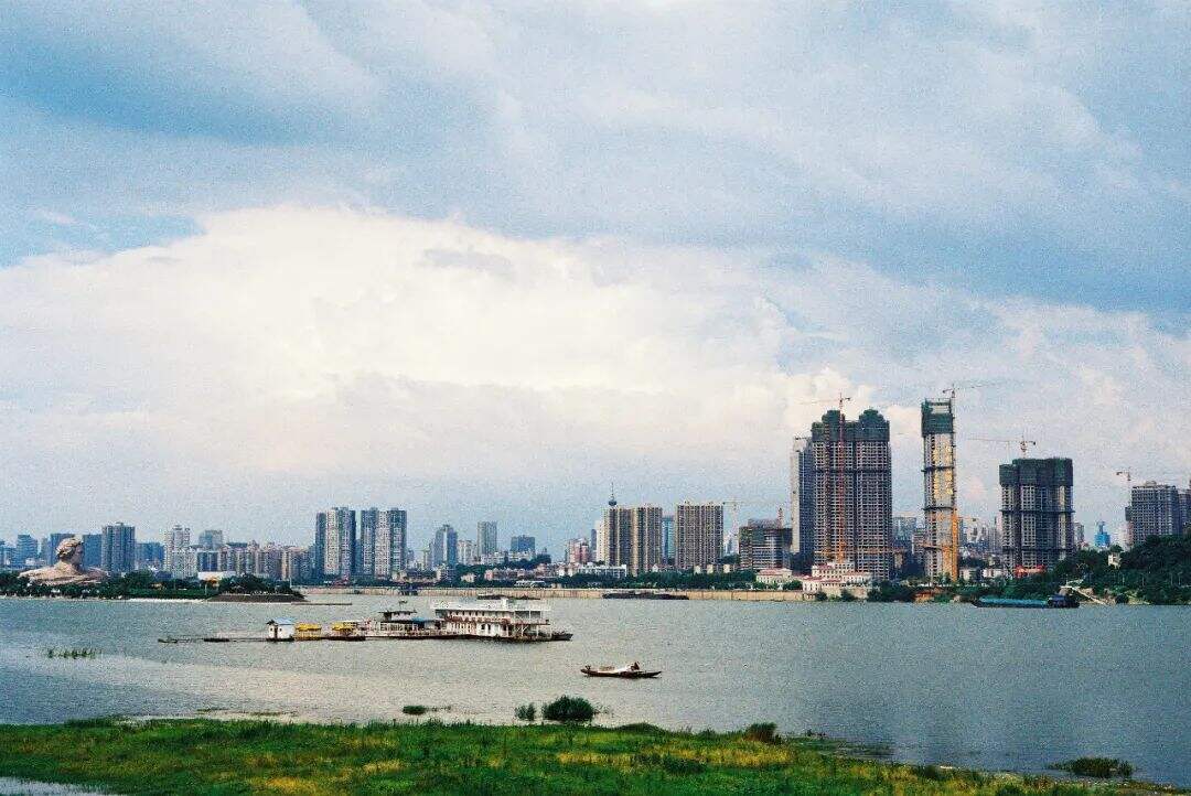 广告人干货库 网红品牌战长沙-广告人干货库