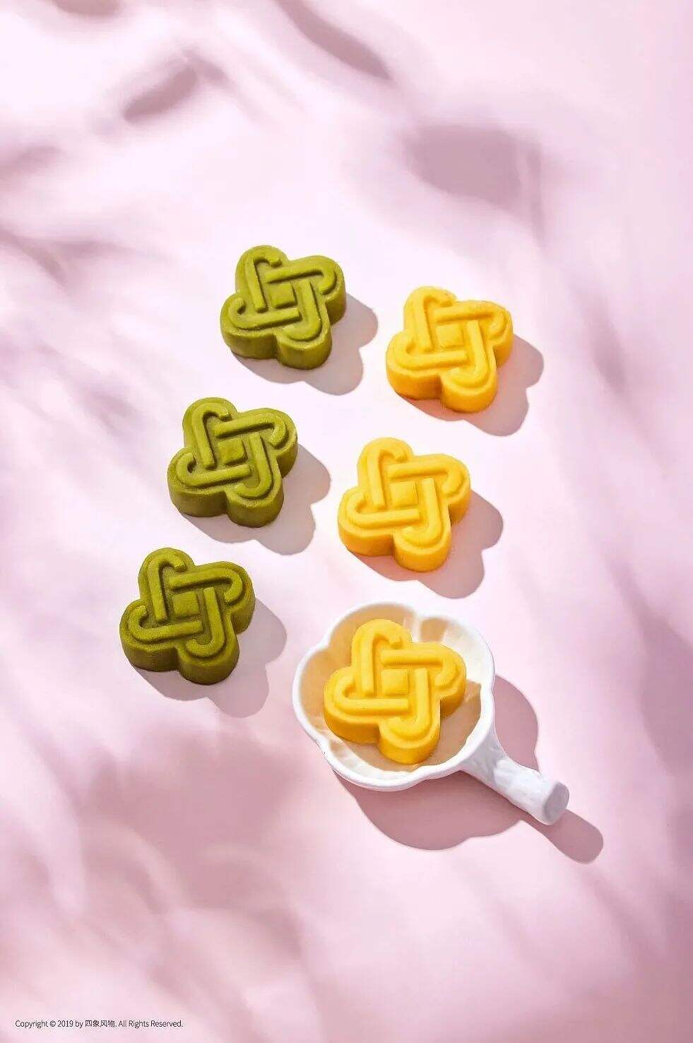 广告人干货库 食品礼盒包装这样设计,风格很特别!-广告人干货库