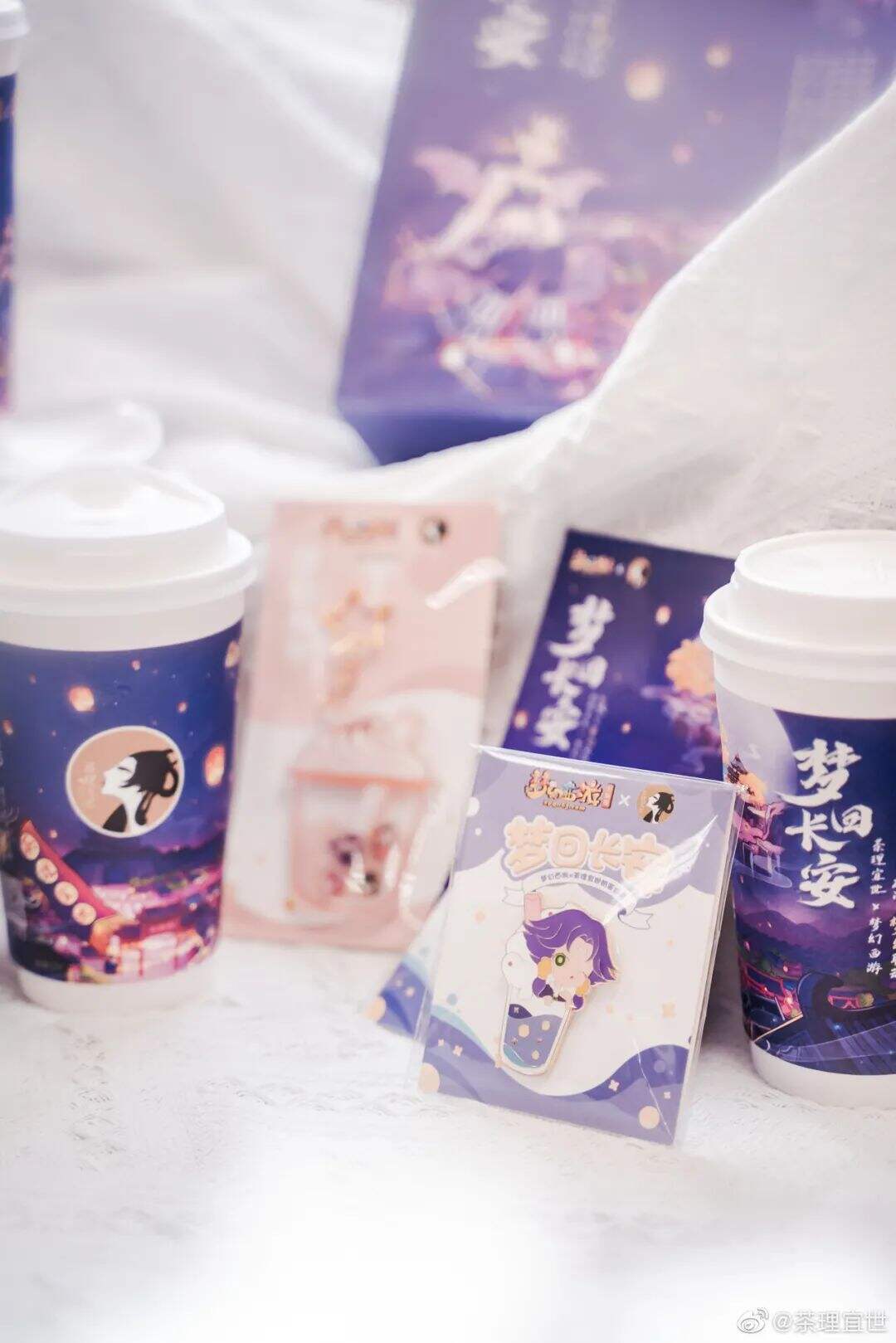广告人干货库 联名款包装设计,是不一样的茶饮料!-广告人干货库