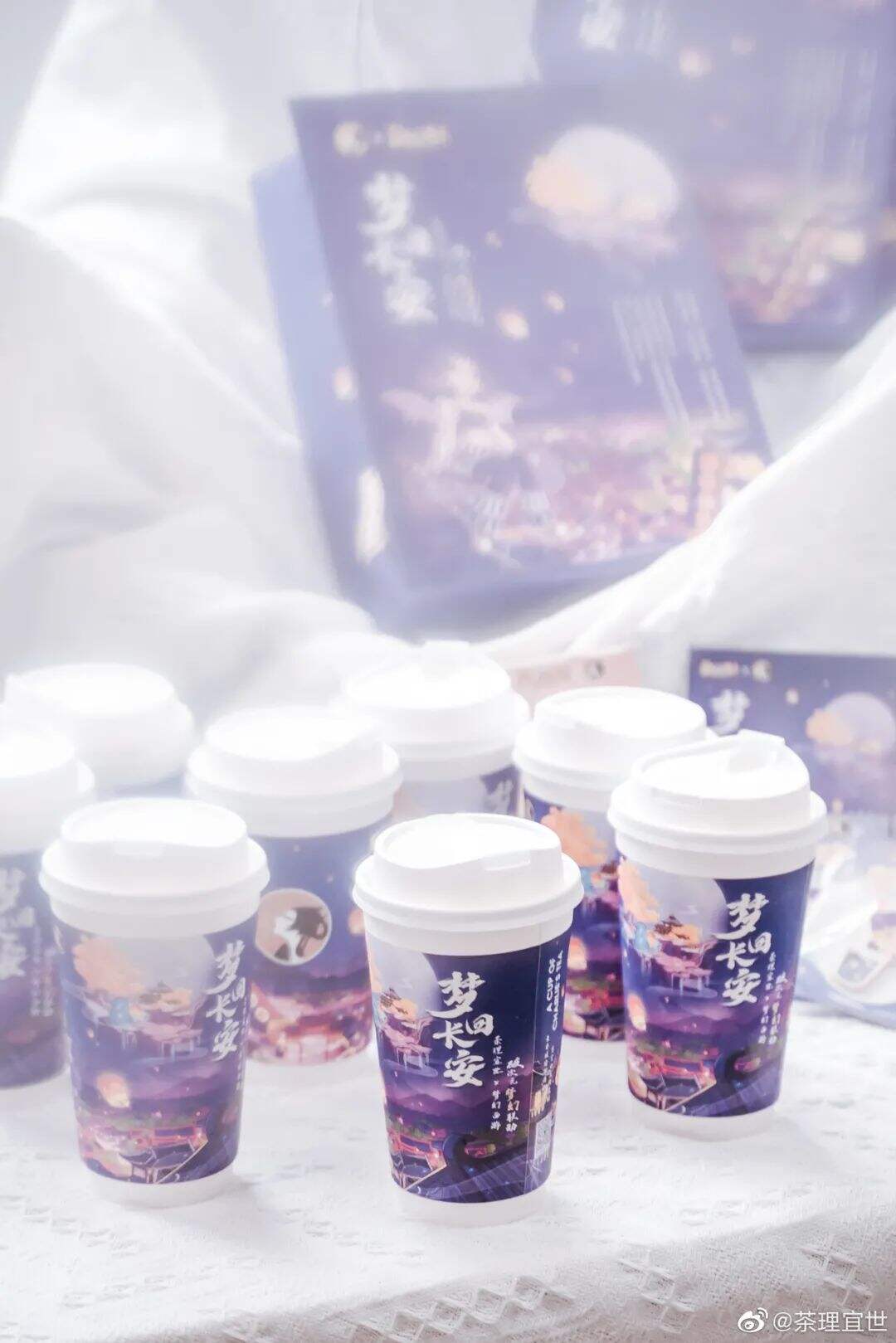 广告人干货库 联名款包装设计,是不一样的茶饮料!-广告人干货库