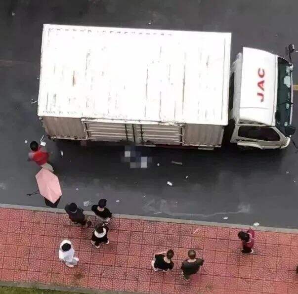 干货早报：阿里回应女员工被侵案，圆通回应女大学生被碾压，B站集中治理缩写简化用词，视频号更新-广告人干货库