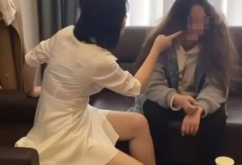 广告人干货库 干货早报:知乎致歉;腾讯网易被约谈;抖音电商独立APP将上线;警方通报济南整形机构打人事件...-广告人干货库