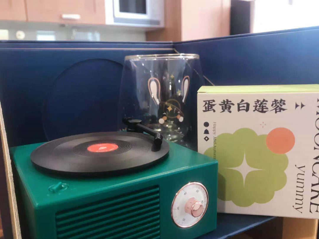 广告人干货库 互联网大厂2021中秋礼盒pk,看完我又酸了……-广告人干货库