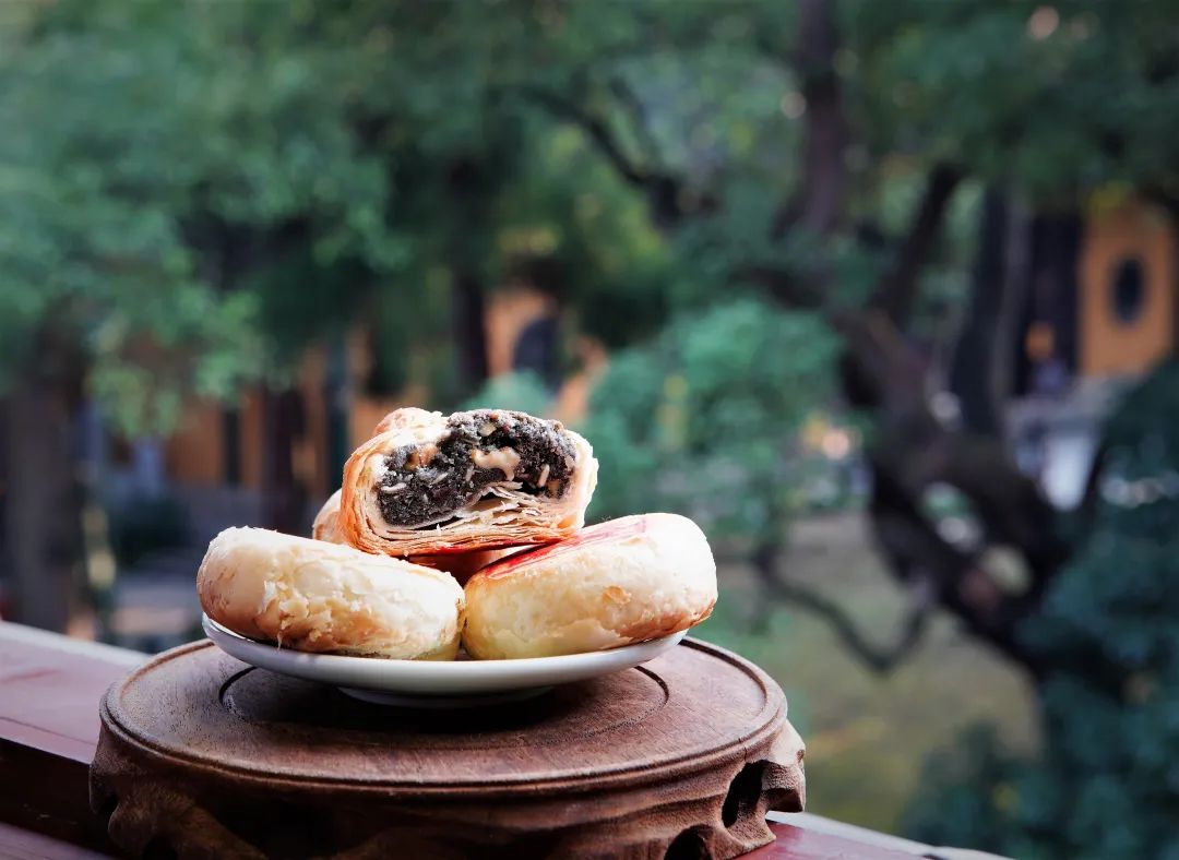 广告人干货库 寺庙月饼、医院月饼、博物馆月饼...这届月饼太卷了-广告人干货库