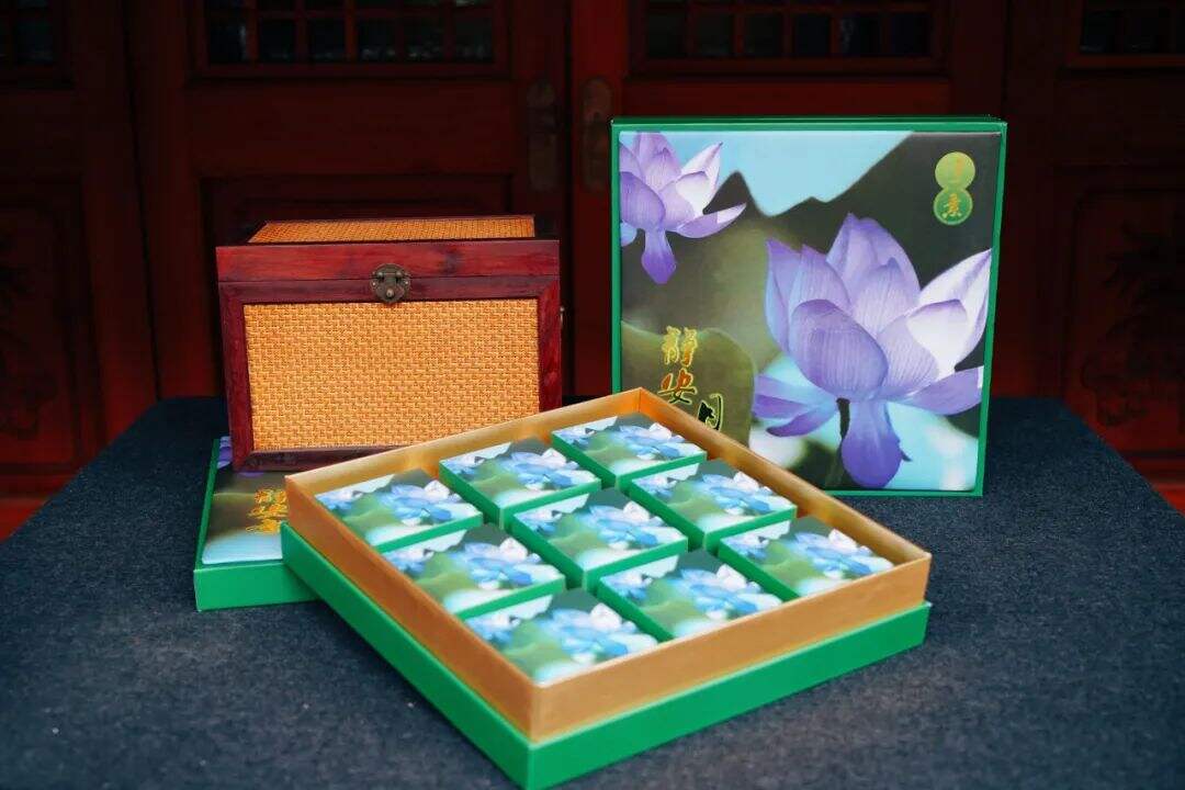 广告人干货库 寺庙月饼、医院月饼、博物馆月饼...这届月饼太卷了-广告人干货库