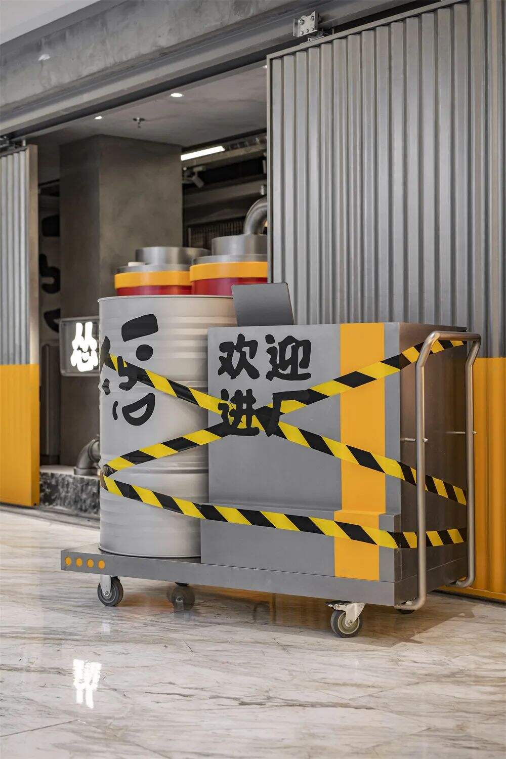 广告人干货库 “怂”火锅又开新“工厂”!潮流空间+有趣互动,它真的懂年轻人!-广告人干货库