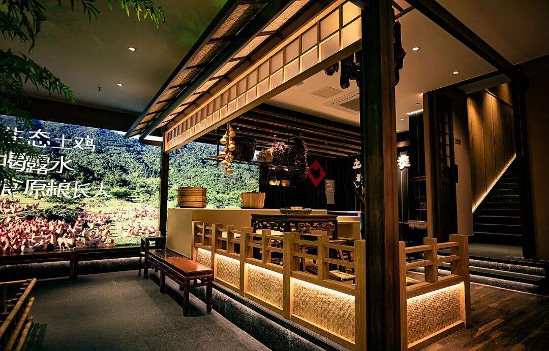 广告人干货库 这个佬麻雀旗下的湘菜品牌设计,从一只土鸡进城的故事开始讲起!-广告人干货库