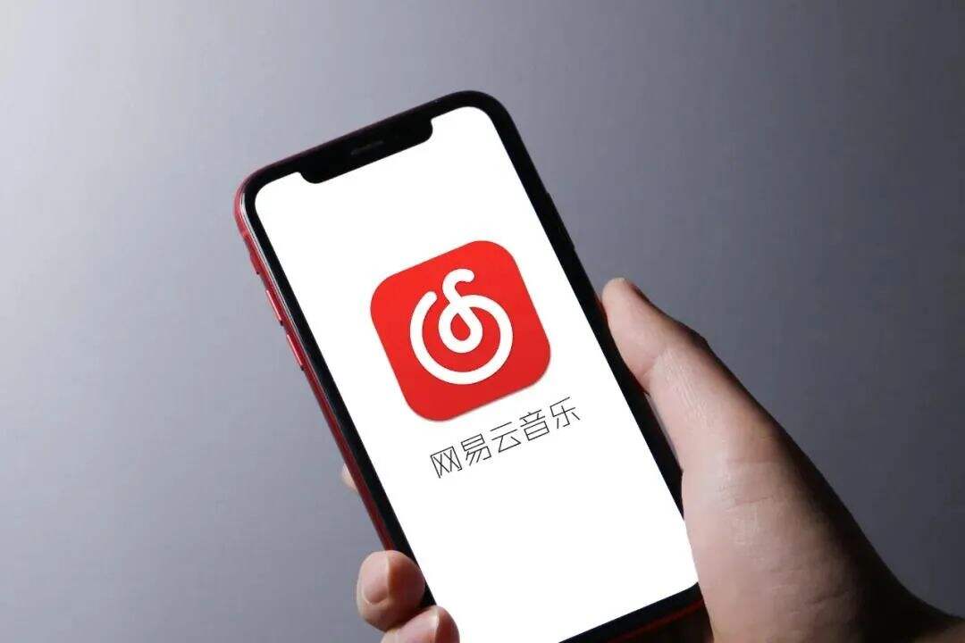 广告人干货库 干货早报:雪梨逃税被罚超6千万;格力正式实行双休;特斯拉“断网”-广告人干货库